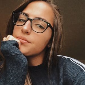 Meet your Posher, Jenna